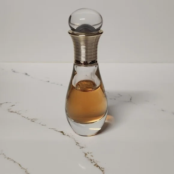 Dior J'adore Eau de Parfum Roller-Pearl - Picture 3 of 7